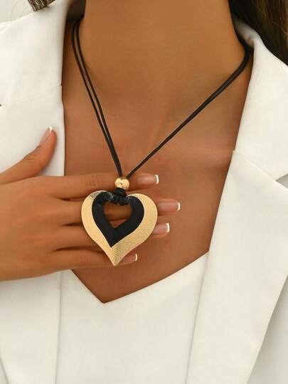 1pc Women's Fashionable Pendant Necklace, Vintage Multicolor Hollow Circle, Heart & Geometric Shapes Design, Leather Rope, Long Length, Versatile For Daily Wear, Suitable For Sweaters