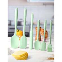 Set de 6 ustensile de bucătărie din silicon Nordic Color - Racletă mare/Racletă mică/Racletă mare/Racletă mică/Pulsă de ulei/Spatulă lungă - Instrumente de copt în culorile macaroanelor, Spatulă pentru cremă de tort - Articole de bucătărie - Pentru pasionații de copt și bucătari amatori - Multicolor - Vizualizare 5