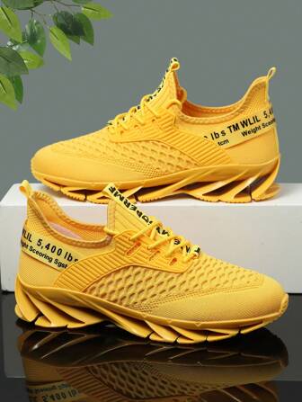 轻便透气网眼休闲运动鞋，适合秋冬季跑步