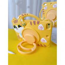 iPad 9th/Air 5th Gen 10.2 英寸保护壳带笔架，可爱猫咪设计，防震硅胶软后盖兼容 iPad 9.7 英寸/Mini 6/Pro 11 英寸 - 黃色 - 查看 4