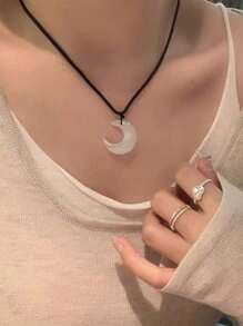 1 Stück Mondlicht Zen Sichel Mond Anhänger Halskette, Mondstein, einzigartiges Paar Accessoire, Choker Halskette