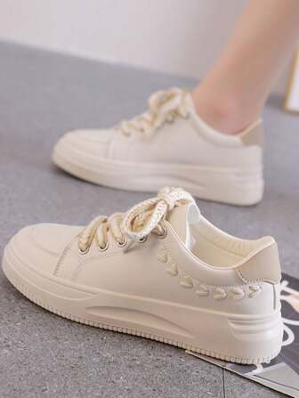 2025新款春夏女款白色运动鞋，韩版休闲鞋垫厚底厚底硫化鞋，百搭女士运动鞋