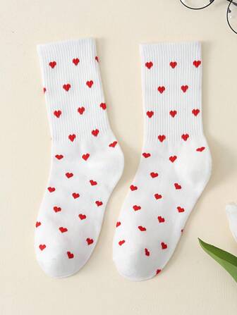 1/5 Pairs Of Heart-Shaped Round Neck Mid Tube Socks, Women's White Heart-Shaped Mid Tube Socks, Simple And Cute Cartoon Casual Couple Socks, Casual Socks, Daily Socks, Daily Fashionable Socks, Moisture Absorbing And Breathable, Suitable For Daily Wear