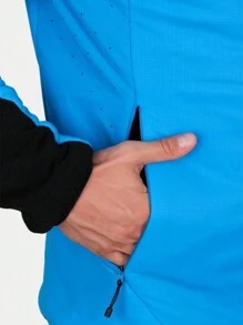 The North Face Ventrix Water Resistant Ripstop Jacket - Blue - Blue - View 6