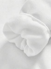 女士纯色长袖口袋休闲连帽衫，配小熊英文图案