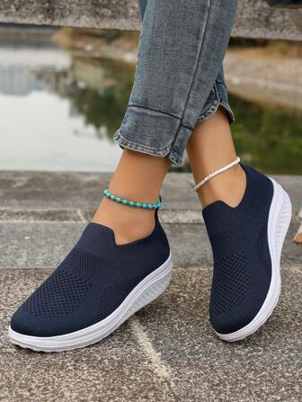 2025 新款轻便透气系带简约女士舞鞋，可洗坡跟运动鞋，适合运动、跑步、休闲穿着