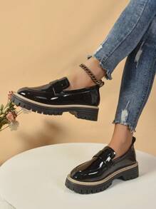 百搭英式女士一脚蹬漆皮鞋，厚底高跟乐福鞋 - 黑色 - 查看 3