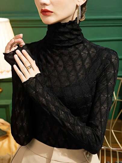 Plus Size High Neck Lace Elegant Slim Fit Long Sleeve Fashionable Black T-Shirt For Women, Spring/Autumn