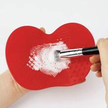 1pc Silicone Apple Shaped Brush Cleaning Mat With Suction Cup, Portable Makeup Brush Cleaner