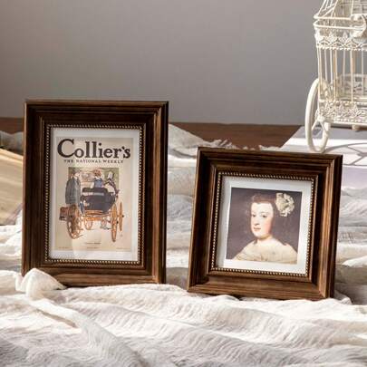 一套高端复古棕金色相框墙饰，8x10/5x7英寸相框套装，复古风格，哑光做旧相框，咖啡色，支持横竖摆放，适合桌面或墙面装饰，复古墙面艺术家居装饰，适用于客厅、卧室、生日、毕业礼物等场合。