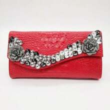 Elegant Women's Handbag With Diamond Handmade Flower Temperament Dinner Bag High-Grade Fashion Crocodile Pattern Ladies Shoulder Chain All-Match Messenger Bag