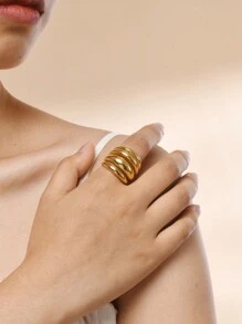A Stainless Steel Gold-Plated Four-Layer Open-Mouth Ring Cast Fashion Personalized Everything With A Niche Elegant Geometric Ring