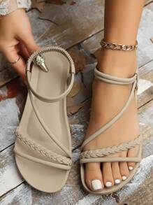 2025 Women's Elegant & Comfortable Striped Vacation Flat Sandals, Black (Plus Size)