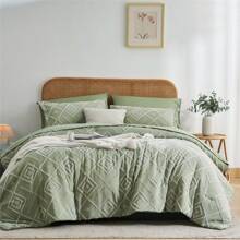 7-Piece Cozy Cut Flower Comforter Sets Queen - Soft Microfiber, Lightweight, Breathable - Twin/Full/Queen/King Summer Bedding Set, And Bed In A Bag, Suitable For All Seasons, Comes With Comforter, Flat Sheet, Fitted Sheet And Pillowcases, Ideal Gift