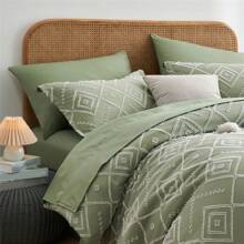 7-Piece Cozy Cut Flower Comforter Sets Queen - Soft Microfiber, Lightweight, Breathable - Twin/Full/Queen/King Summer Bedding Set, And Bed In A Bag, Suitable For All Seasons, Comes With Comforter, Flat Sheet, Fitted Sheet And Pillowcases, Ideal Gift