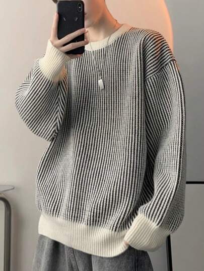 白悦秋冬时尚百搭通勤风圆领复古宽松套头针织衫男士