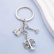 1 件欧美风格平衡正义天平钥匙扣，送给法学院学生、律师、法官的礼物 - 打字機 - 查看 2