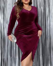 Women's Plus Size Velvet Dress Solid Color Long Sleeve V-Neck Bodycon Dress Formal Prom Gowns - Red - View 6