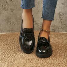 2025 New Style Versatile Anti-Slip Durable Breathable Glossy Women Loafers - Black - View 2