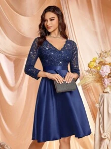 MIUSOL Robe de soirée élégante en satin à col en V, manches longues, avec fleurs de dentelle pailletée, robe de fête, robe pour invité de mariage