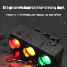 1 szt. Tylne światło rowerowe, 3-kolorowe światło ostrzegawcze do jazdy nocnej, ładowane przez USB, czerwone i zielone światło rowerowe