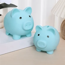 1 pièce Créatif mignon tirelire de cochon grande capacité anti-chute, tirelire de cochon de bande dessinée mignonne. Cadeau, tirelire, portefeuille de budget, boîte d'épargne, tiroir de caisse, tirelire, boîte à monnaie, tirelire, économiseur d'argent, boîte à pièces, économiseur d'argent, compteur de monnaie, boîte d'épargne, cadeau d'argent. Décoration de la maison, cadeau d'anniversaire. La petite boîte à monnaie bleue de cochon peut stocker 180 pièces, la grande boîte à monnaie bleue de cochon peut stocker 340 pièces