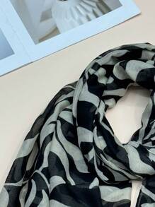 Stylish Women's Simple & Elegant Scarf, New Breathable Fringed Shawl/Wrap, Vibrant Spring/Summer Outdoor Beach Scarf, Versatile Headscarf - Multicolor - View 2