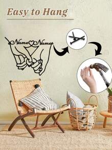 قطعة واحدة من لوحة الجدار المعدنية القابلة للتخصيص بتصميم يد بيد، ديكور جداري لفن الأزواج رمز للحب، مناسب لعيد الحب، الأزواج، حفلات الزفاف؛ قابل للتخصيص بأسماء الزوجين، مصنوع من معدن مقاوم للماء، 30سم* 23.7سم أو 40سم* 31.5سم، لا يحتاج إلى طاقة، ديكور قابل للنزع السهل التركيب، هدية لصديق/صديقة فريدة، هدايا مثالية لها لابنه ابنته، طلاب المدارس، الأطفال للذكرى السنوية، للأعياد المدرسية، المكتب، المنزل