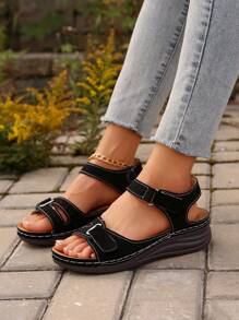 女士夏季休闲厚底坡跟凉鞋，交叉带时尚拖鞋，黑色/白色/红色 - 黑色 - 查看 6