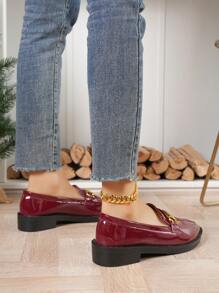 Nowe lakierowane skórzane buty typu Oxford na grubym obcasie, retro płaskie buty ze spiczastym noskiem, modne i uniwersalne wysokie obcasy