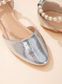 New Summer Fashion Pointed Toe Flats, Teenager Girl Student Plus Size Casual Leather Outdoor Flat Shoes, White Pointed Toe Fashionable Pearl Slip-On Comfortable Shoes - Silver - View 3