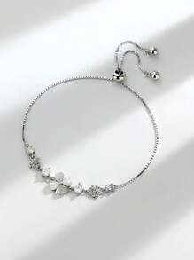 Sterling Silber Katzenauge Stein Herz-förmiger Kleeblatt Armband für Frauen, light Luxury, Nische Blumen Handschmuck, ziehbar und verstellbar Valentinstag