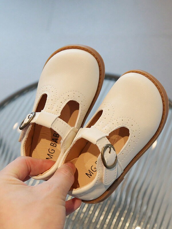 1 Pair Girls Plain Color Embossed PU Leather Flat Round Toe Retro Casual Shoes, Breathable & Comfortable, Suitable For School, Party, Spring/Summer