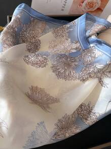 1 pièce Foulard carré en faux soie 70 cm à imprimé floral pour femmes, printemps/été. Châle, tour de cou, polyvalent pour usage quotidien, plage, vacances, accessoire de voyage essentiel - Bleu azur - Voir 3