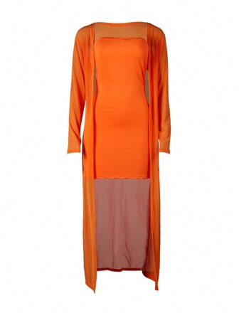 Set da 2 pezzi composto da un cappotto trasparente in rete minimalista e un abito aderente tubino color tinta unita