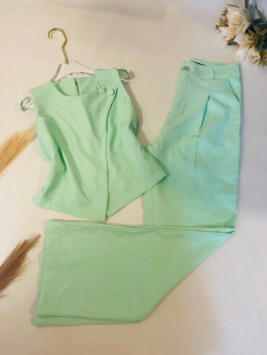 KALINA FASHION Women's Tailored Set: Sleeveless Off-The-Shoulder Blouse With Wide-Leg Pants - màu xanh lá - Xem 1