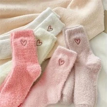5 paquetes de calcetines de mujer con bordado de corazón, calcetines cómodos, esponjosos y gruesos hasta el tobillo, de poliéster, de moda para otoño/invierno, lavado a mano o limpieza en seco, tejido de punto, calcetines tobilleros para damas