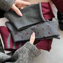 3 / 5 Stücke Ancora rote Socken mit Schleife aus Plüsch für Frauen, knotenlose Söckchen im College-Stil mit großer Schlaufe, mittellange Socken in Grau für den Valentinstag