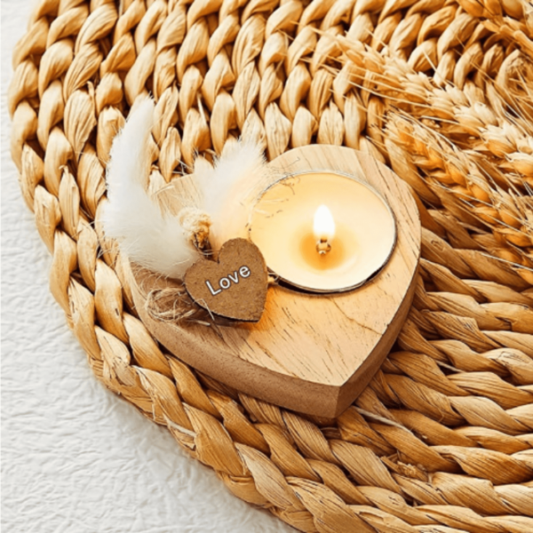 1pc Wooden Heart-Shaped Candle Holder, Gift For Weddings, Anniversaries, Thanksgiving, Valentine's Day, Comes With Dried Flowers