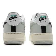Nike Zapatillas de mujer, estilo Air Force 1 de suela baja, casual y ligera - negro/blanco/verde estadio - Ver 4