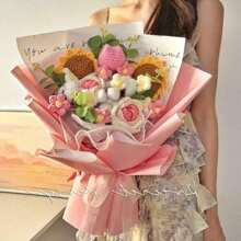 Handmade Crocheted Floral Bouquet, Sunflower And Rose Knitted With Yarn, A Sentimental Gift For Girlfriend/Wife On Valentine's Day