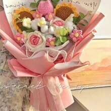 Handmade Crocheted Floral Bouquet, Sunflower And Rose Knitted With Yarn, A Sentimental Gift For Girlfriend/Wife On Valentine's Day