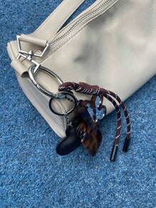 1 buc. Breloc creativ cu oglindă în formă de floare.