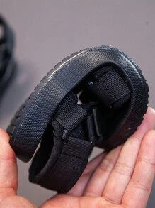 1 双夏季儿童女童韩版时尚软底沙滩凉鞋