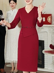 2026 New Spring V-Neck Casual Midi Dress, Luxury Evening Gown With 3/4 Sleeves For Women, Sparkling Heavy Rhinestone Details, Slightly Elastic Slim Fit Fabric, Elegant Women's Outfit For Wedding/Party/Occasion/Engagement/Ceremony/Guest/Social/Birthday/Dinner/Gathering/Graduation Ceremony Mom Outfit - Burgundy - View 5