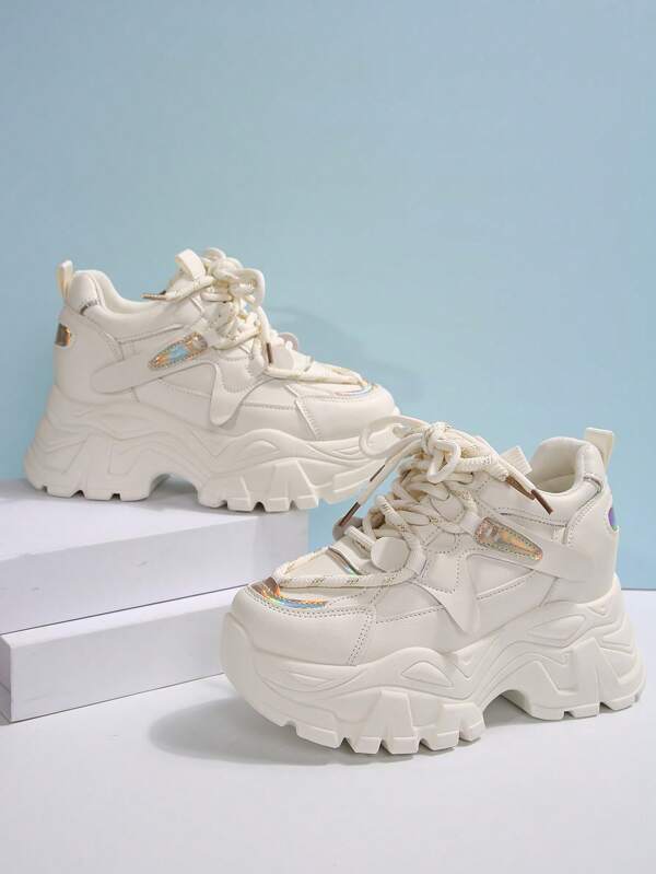 Baskets plateforme blanches pour femmes, talons compensés cachés confortables et casual