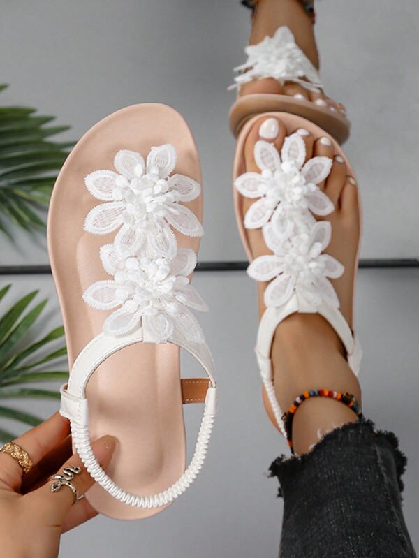 Summer New Bohemian Handmade Lace Flower Decorated Soft Bottom Comfortable Elastic Strap Flat Sandals For Women