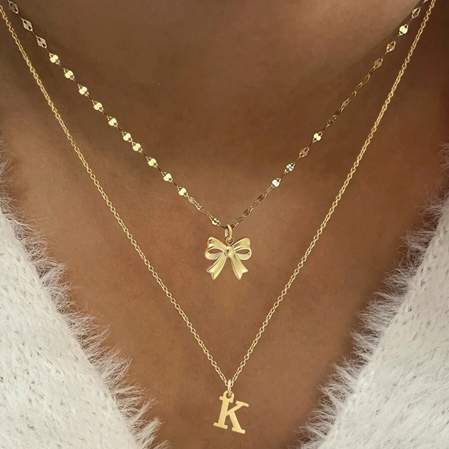 Bộ 2 món mặt dây chuyền hình nơ chữ cái màu vàng cổ điển, dây chuyền hình môi, dây chuyền nhiều lớp bằng thép không gỉ dành cho nữ. - Vàng - Xem 1