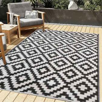Waterproof Outdoor Rug 5x8 Ft, Reversible Plastic Straw Patio Rug For Camping, RV Mat Outside, Indoor Outdoor Carpet For Porch, Deck, Backyard, Camper, Balcony, Picnic, Black & White