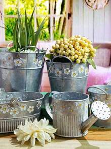 1 pezzo Vaso da fiori in ferro vintage lavorato a rilievo, vaso da fiori in latta bianca vintage con manici in legno stile giapponese Mori, vaso ovale per balcone, fattoria, giardino, esterno, vaso da tavolo per piante, secchio in ferro per piante da esterno, decorazione per giardino e casa